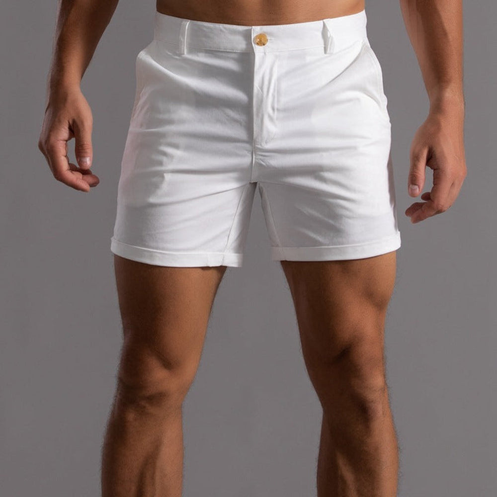 Stijlvolle korte heren strandbroek CJ26 met knoopsluiting en handige zakken voor vakantie.
