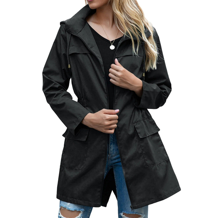 Elegante waterdichte lange dames herfstjas met capuchon, ideaal voor overgangsweer en een stijlvolle look.