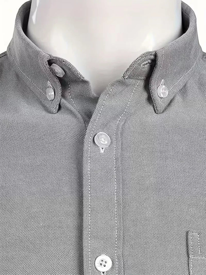 Blauw heren overhemd, smart casual, mandarin kraag, lange mouwen en met borstzak.