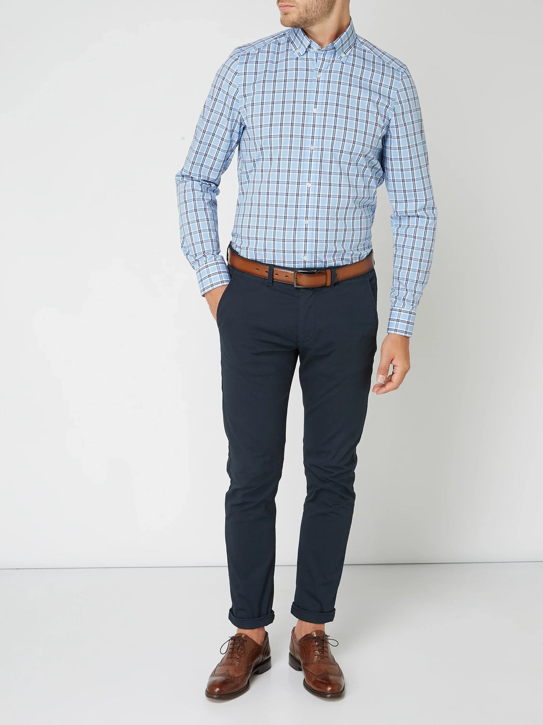 Veelzijdig geruit herenoverhemd met lange mouwen, ideaal voor een stijlvolle en comfortabele casual look.