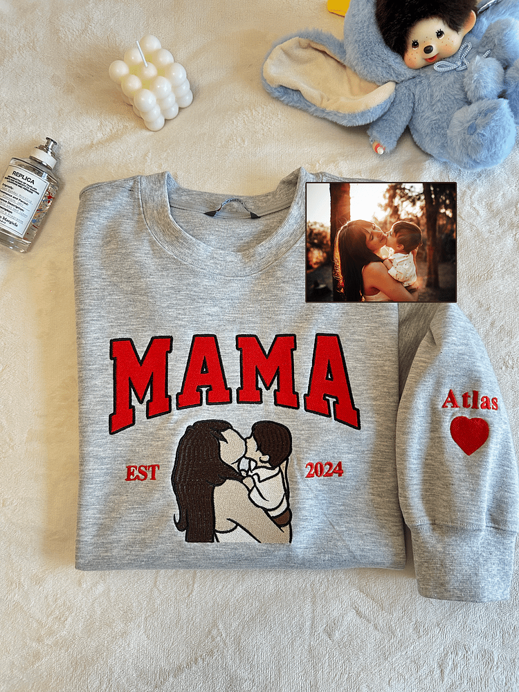 Comfortabele DadStitch hoodie met geborduurde foto, een warme en persoonlijke herinnering voor papa.