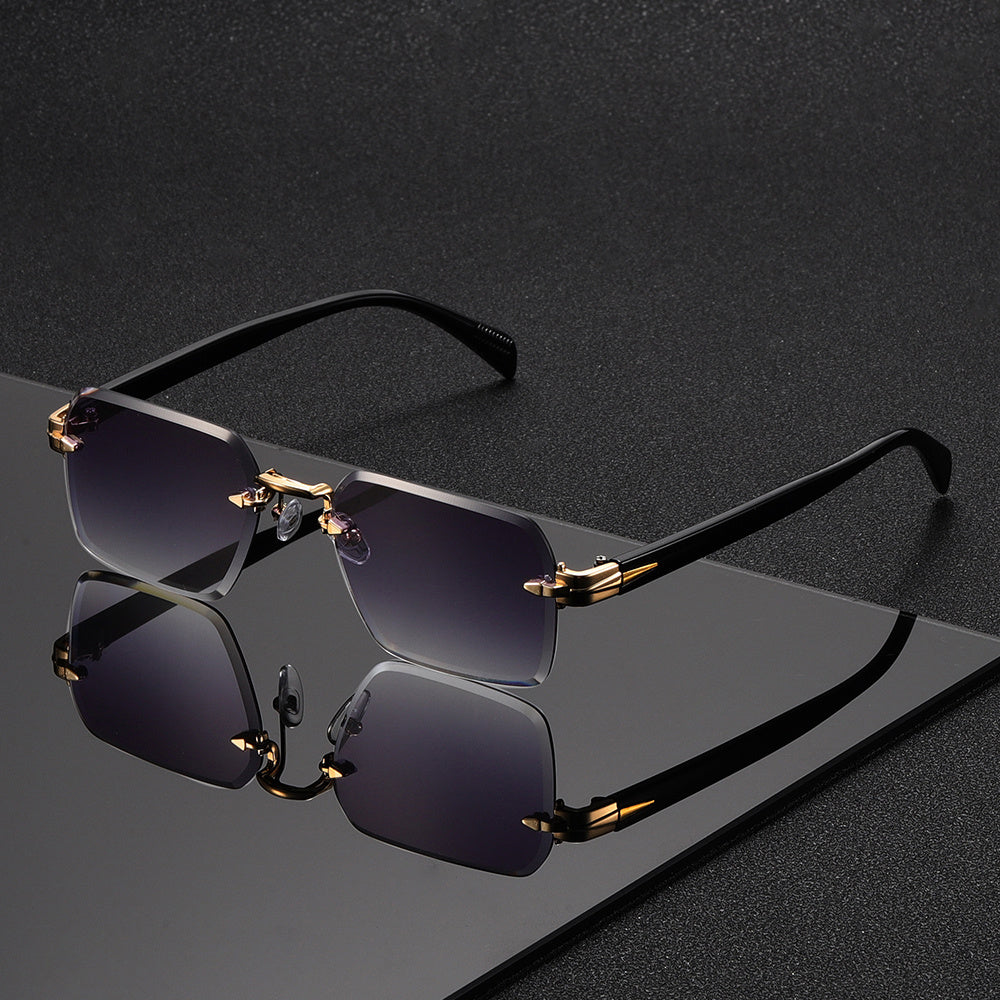 Stijlvolle vierkante randloze herenbril. Elegant en comfortabel accessoire voor mannen.