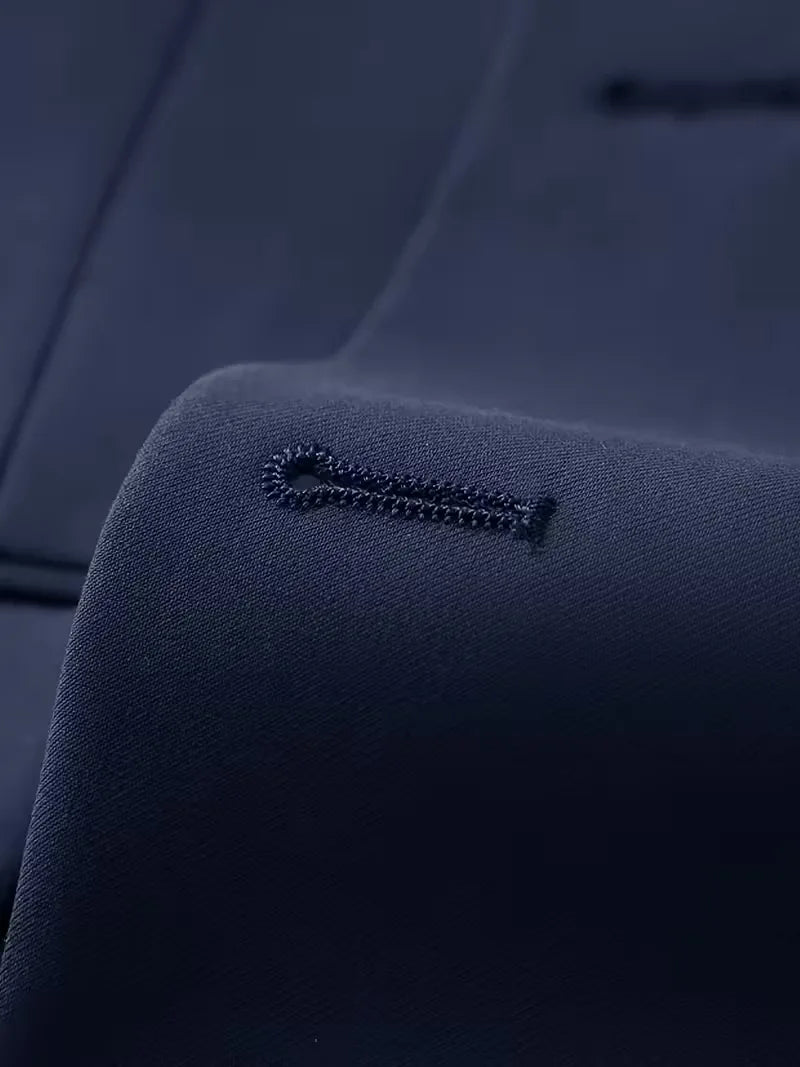 Hoogwaardig herenpak, slim fit, driestukspak van topkwaliteit voor comfort en stijl.