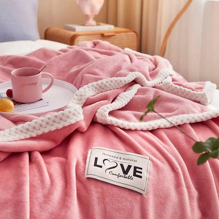 Superzachte roze flanellen fleece deken. Perfecte deken voor op de bank, bed of als decoratie in huis voor warmte.