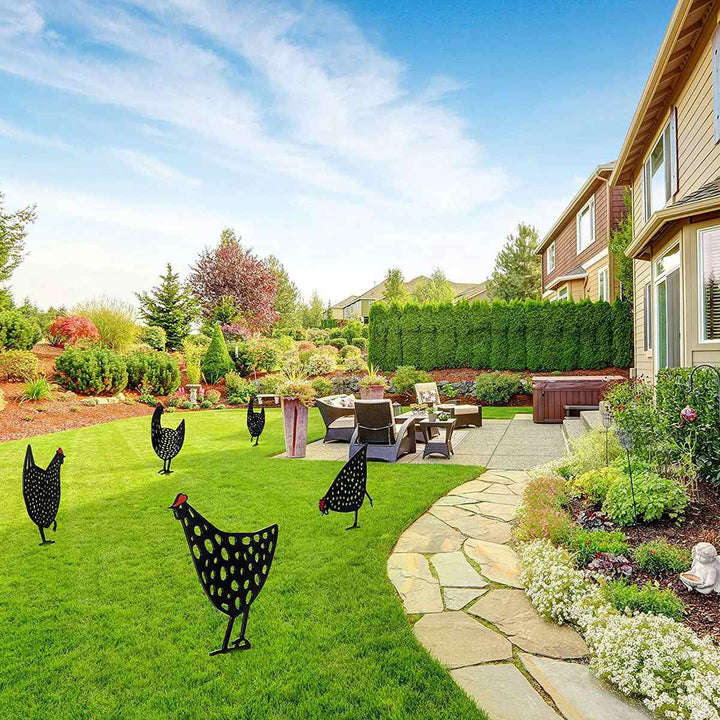 Zwarte acryl kip tuinsteker, een vrolijk en charmant tuinornament, ideaal als buitendecoratie en tuininspiratie.