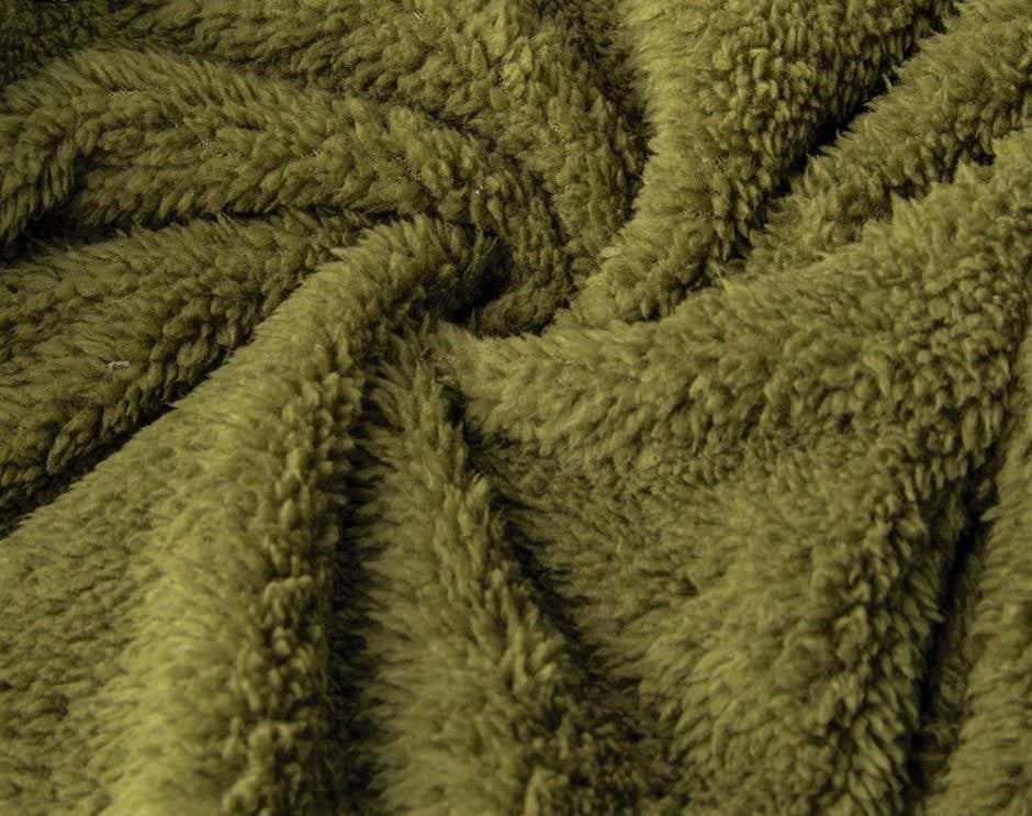 Warme heren hoodie van zachte stof, ideaal als comfortabele winterkleding of casual trui.