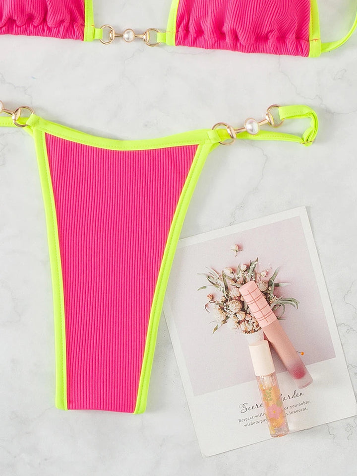 Dames microbikini, Braziliaans design met stijlvol kettingaccent; moderne zomer zwemkleding.