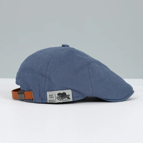 Close-up van de zachte wolmix mannenbaret. Een comfortabele en stijlvolle herenmuts, verkrijgbaar in diverse kleuren.