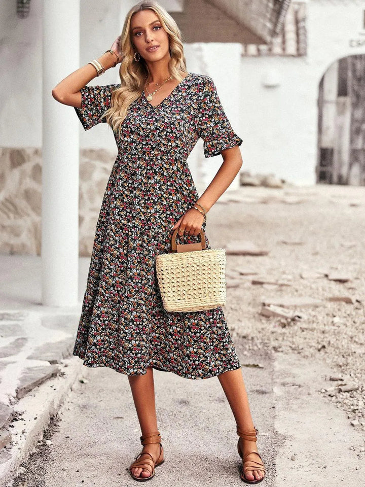 Luchtige en comfortabele dames zomerjurk met korte mouwen, ideaal voor casual dagelijkse kleding.