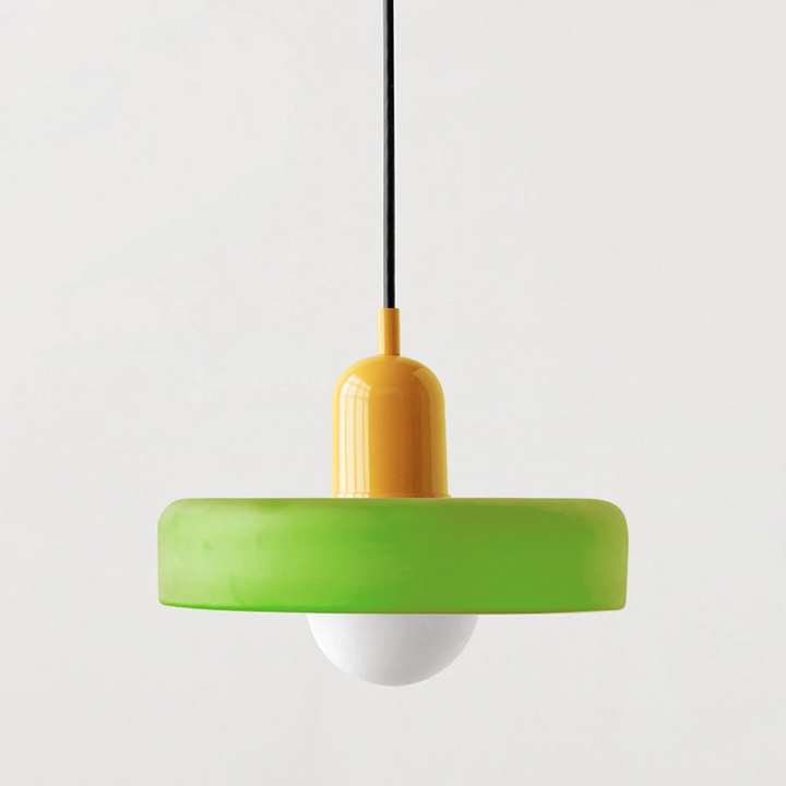 Sfeervolle design hanglamp ColorLoop: warm licht en unieke Bauhaus esthetiek.