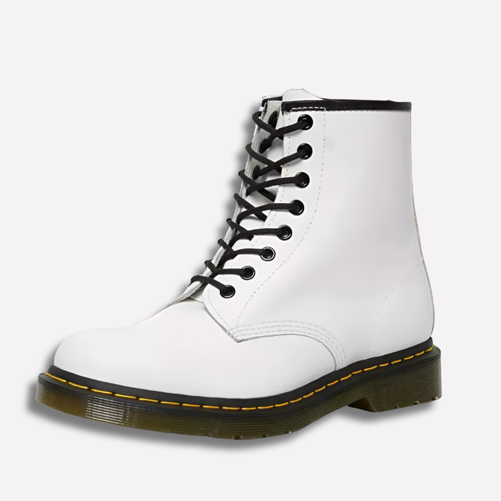 Nieuwe collectie dames veterlaarzen, elegant en comfortabel, met een tijdloze klassieke look voor winter en herfst.