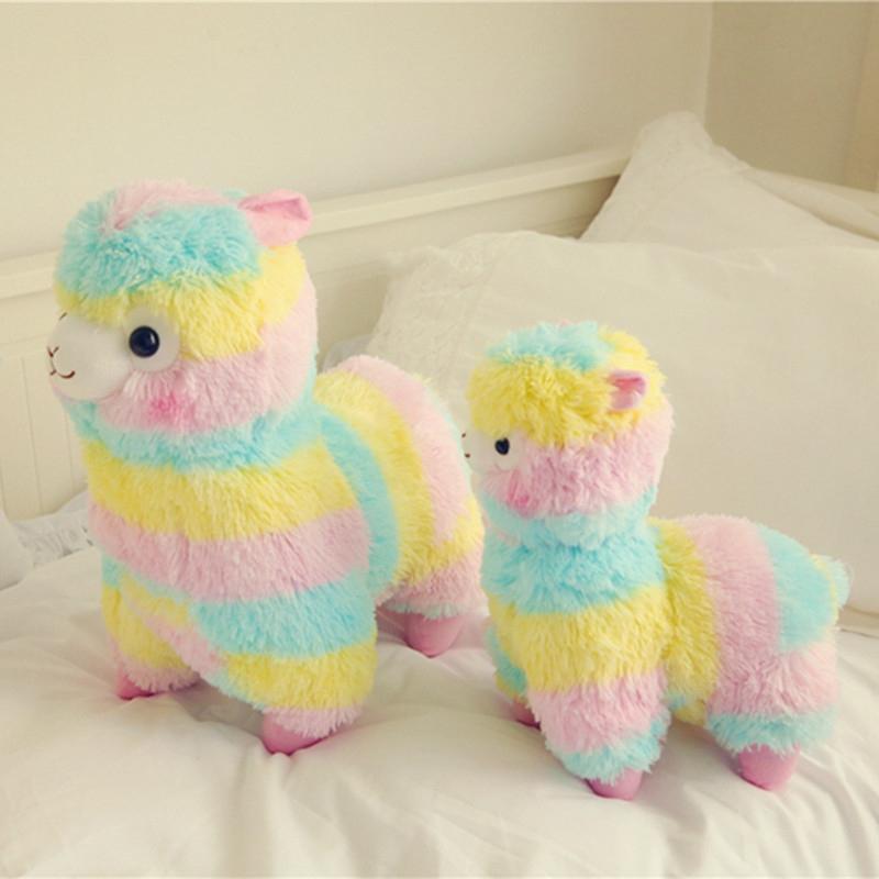 Pluche alpaca met regenboogkleuren, zacht speelgoed voor baby's en peuters om mee te knuffelen.