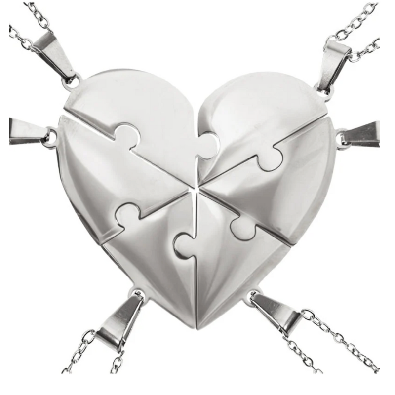 Zilverkleurige familie puzzelketting, handgemaakt en gepersonaliseerd.