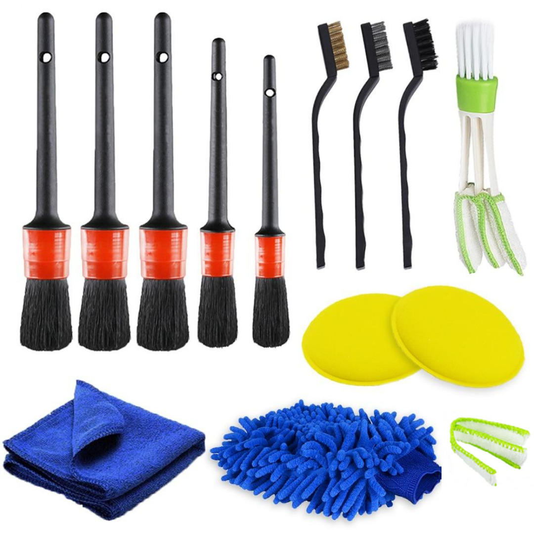 Diverse borstels en applicators voor autopoetsen en voertuigonderhoud. Essentieel voor elke detailer.