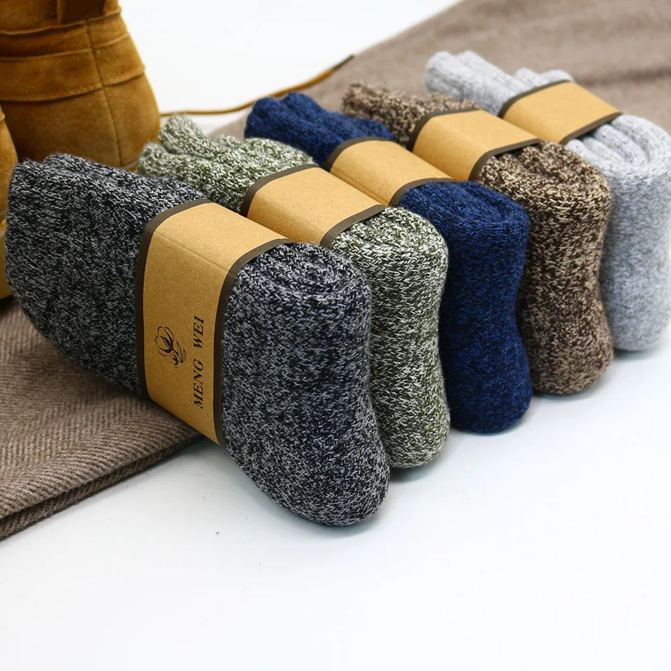 Voordeelpakket van 3 paar warme retro wintersokken voor volwassenen, comfort en stijl gegarandeerd.