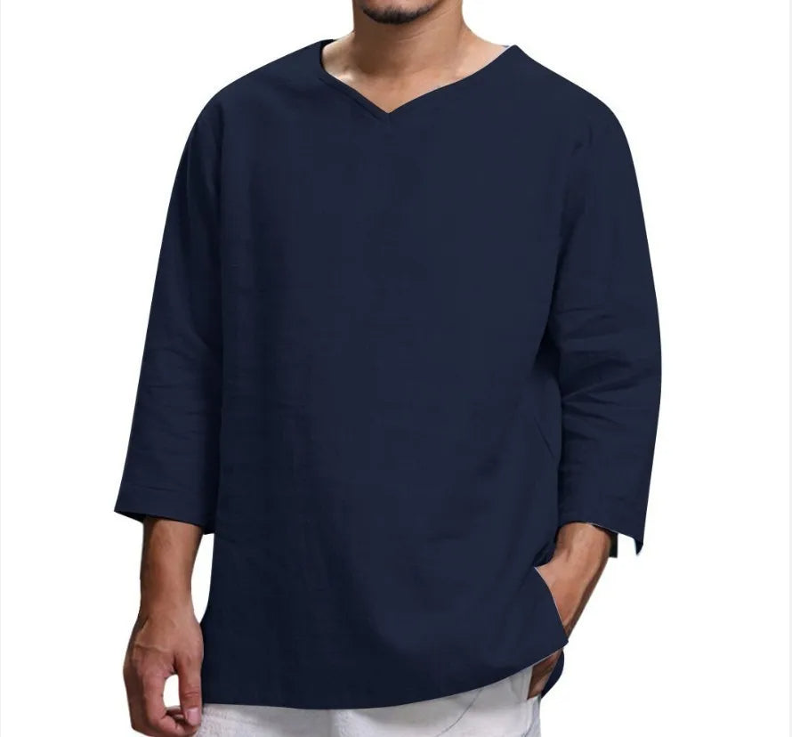 Comfortabel effen heren T-shirt met 3/4 mouw, ideaal voor een casual en relaxte stijl.