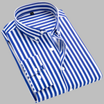 Donkerblauw
