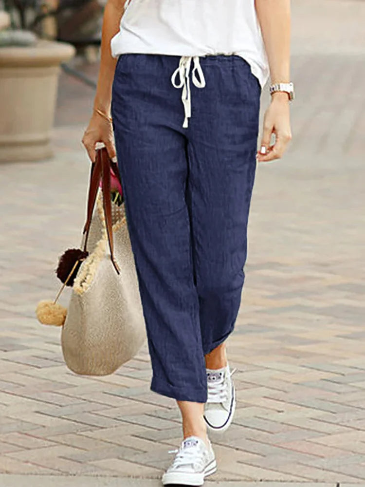 Stijlvolle rechte damesbroek, ideaal voor lente en zomer. Casual maar modieus met comfortabele elastische taille.