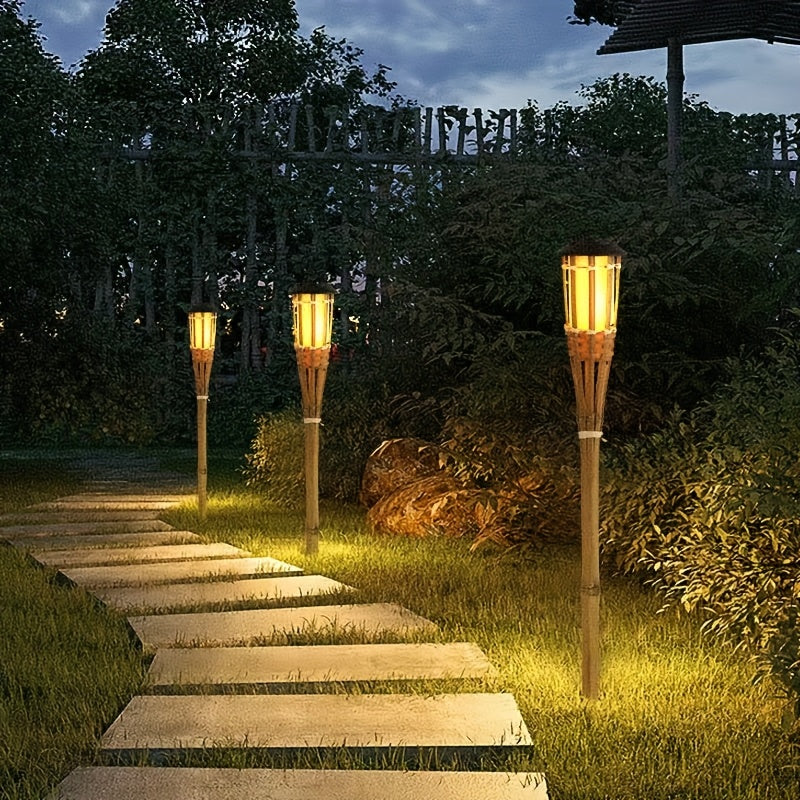 Natuurlijke bamboe sfeerlantaarn op zonne-energie. Geniet van het betoverende vlam-effect in je tuin.