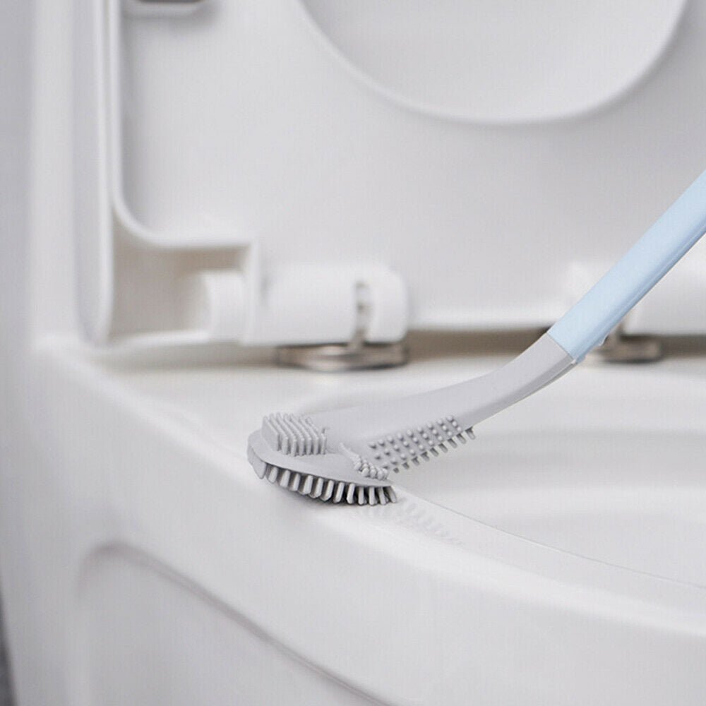 Detailopname van de flexibele siliconen borstelharen van de efficiënte toiletborstel voor wc-reiniging.