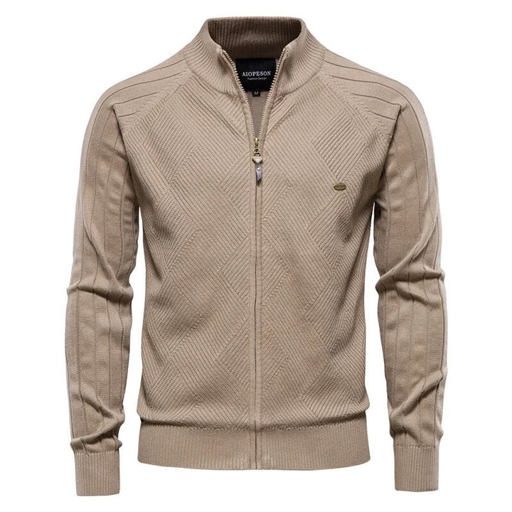 Warm heren collegevest van zachte stof; ideaal voor winterse dagen en comfort.