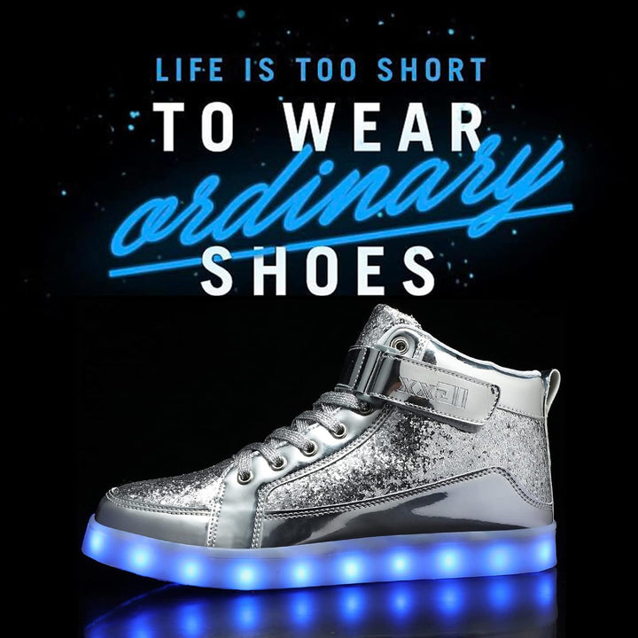 Trendy LumaBoost lichtgevende sneakers, unisex, oplaadbaar en met lange accuduur.