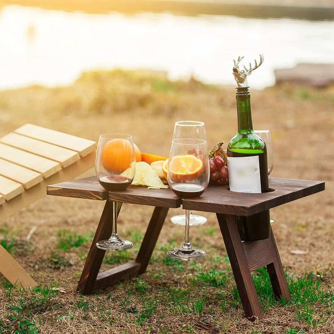 Functionele houten picknicktafel; een onmisbare, draagbare accessoire voor al uw buitenmomenten.
