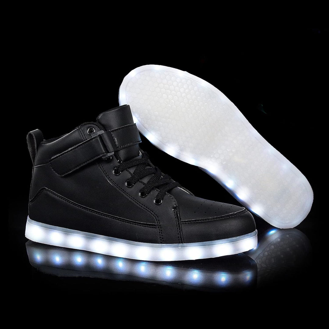 Trendy LumaBoost lichtgevende sneakers, oplaadbaar, ideaal voor clubs en concerten.