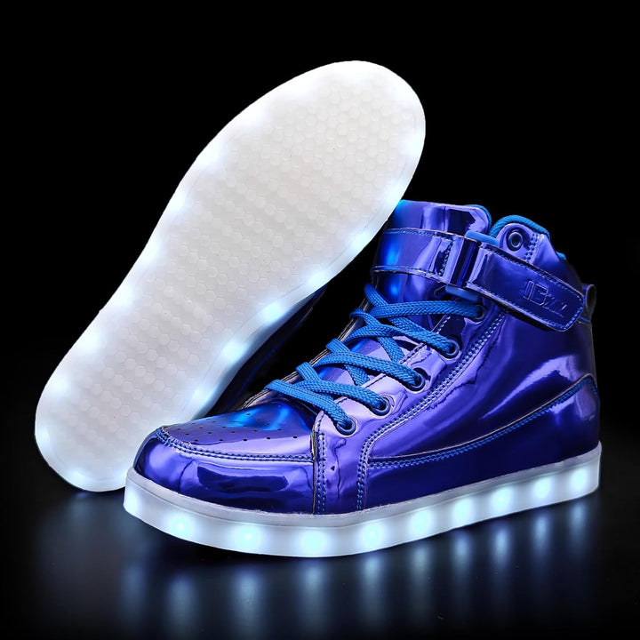 LumaBoost festivalsneakers: oplaadbare LED schoenen, unisex en met vrolijke lichteffecten.