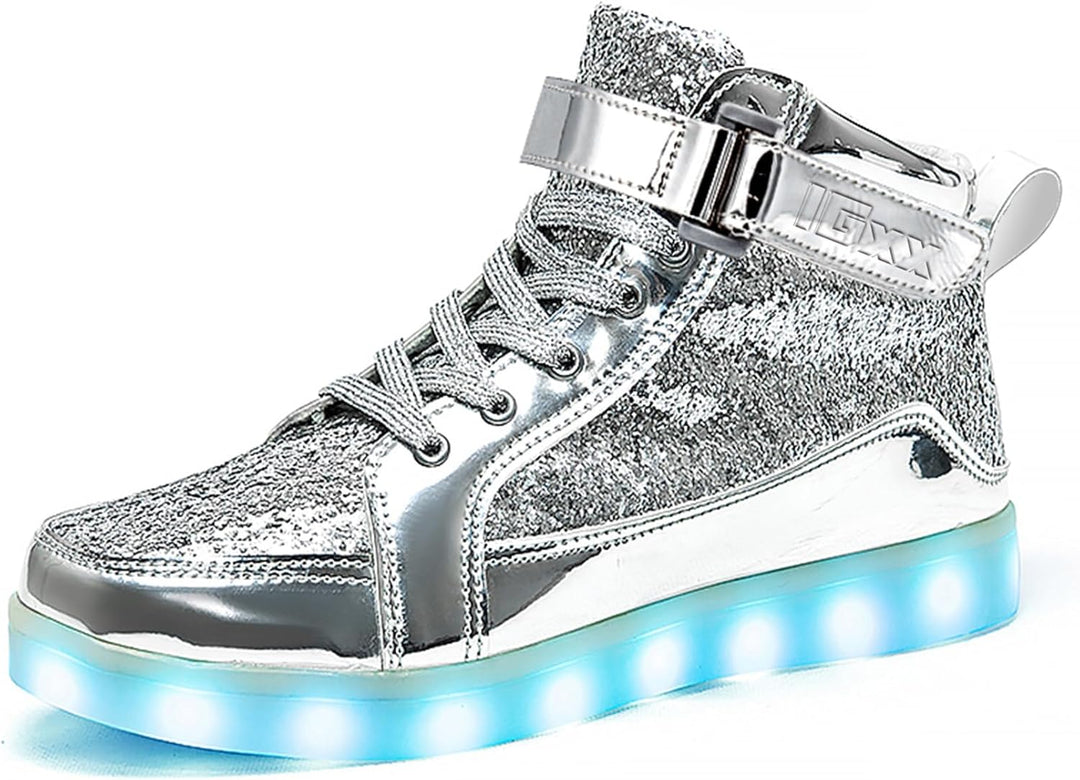 Opvallende, moderne LumaBoost LED sneakers, oplaadbaar, voor een fashionable statement.