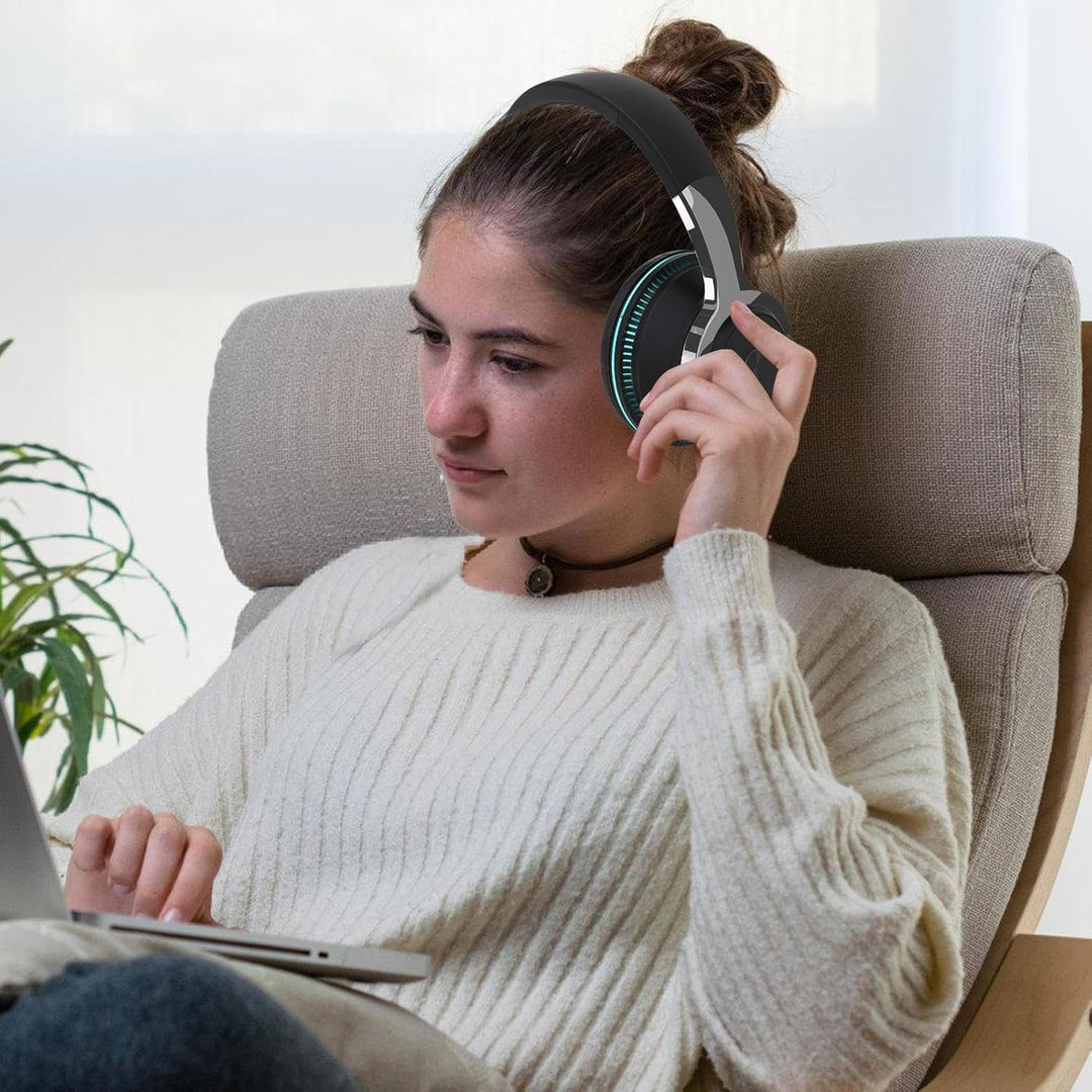 Portable bluetooth headset met opvallende RGB verlichting. Opvouwbaar voor gemakkelijk meenemen. Duopack.