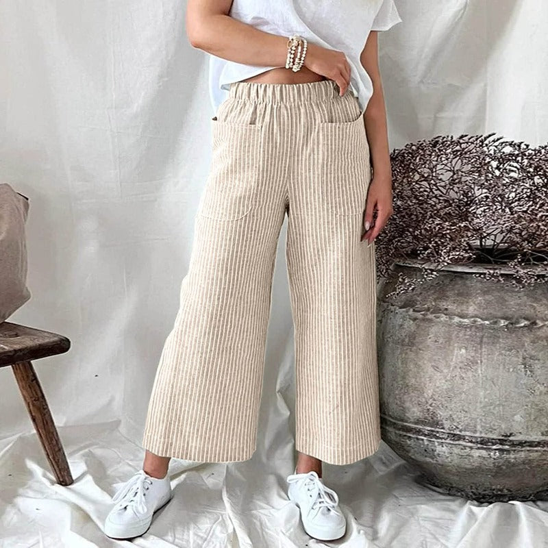 Veelzijdige dames zomerbroek met losse pasvorm, comfortabel en stijlvol voor elke gelegenheid in de zomer.