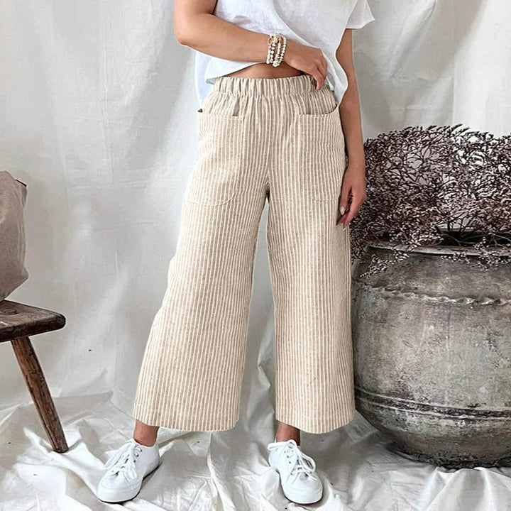 Veelzijdige dames zomerbroek met losse pasvorm, comfortabel en stijlvol voor elke gelegenheid in de zomer.
