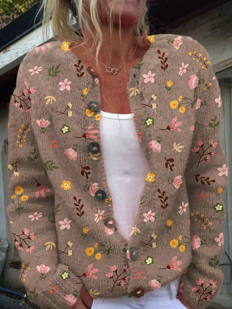 Comfortabele dames cardigan, casual en stijlvol, met unieke bloemenprint en verfijnde knoopsluiting.
