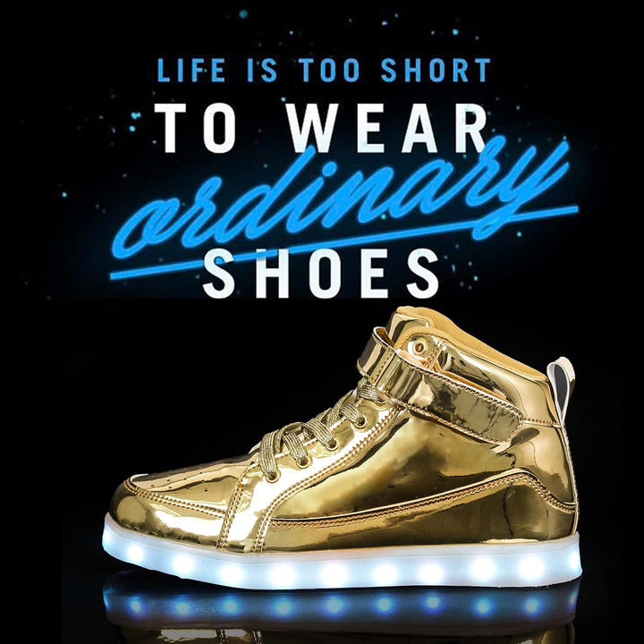 Oplaadbare LED sneakers, LumaBoost, met dynamische verlichting voor een trendy en opvallende look.