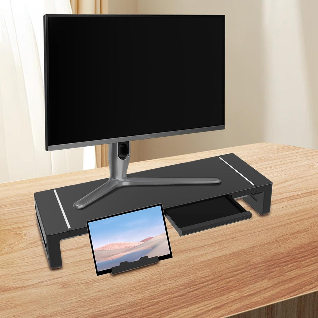 Ergonomische monitorverhoger met lade en USB-aansluitingen voor comfortabel en efficiënt werken.