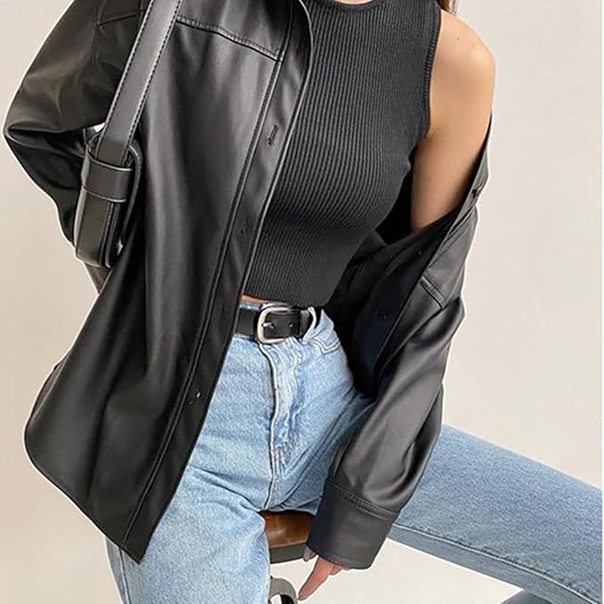 Elegant zwart jack voor dames; een modieus en comfortabel item, onmisbaar in elke stijlvolle damesmode collectie.