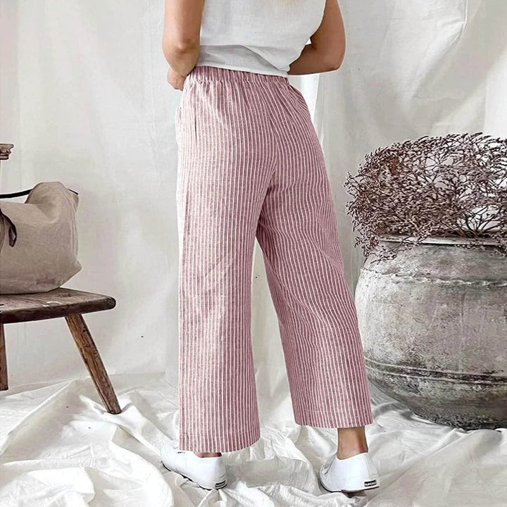 Elegante en veelzijdige dames zomerbroek. Stijlvolle kleding met hoge taille voor lente en zomer.