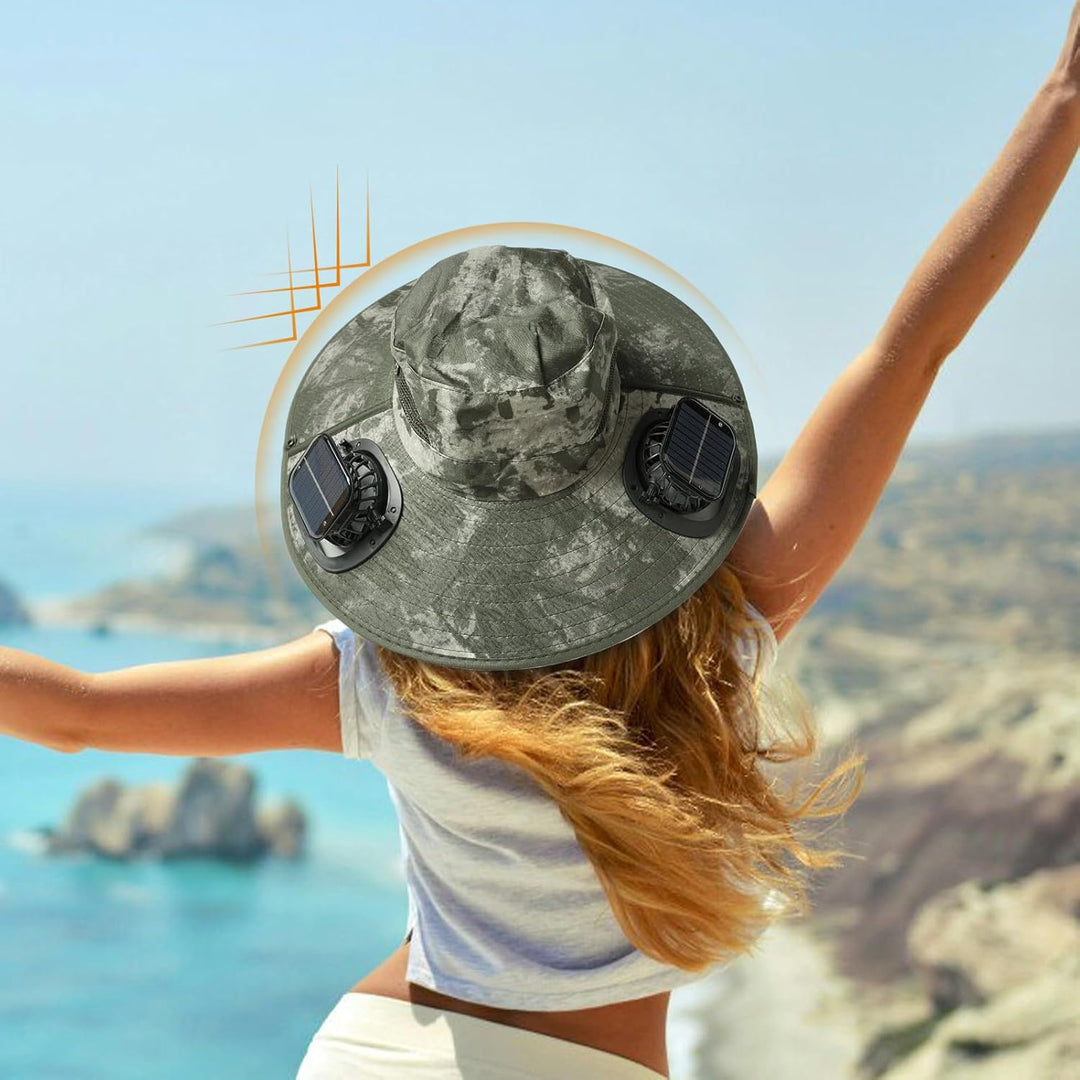 Heren zonneventilator koelpet, biedt UV-bescherming en actieve verkoeling op zonnige dagen.
