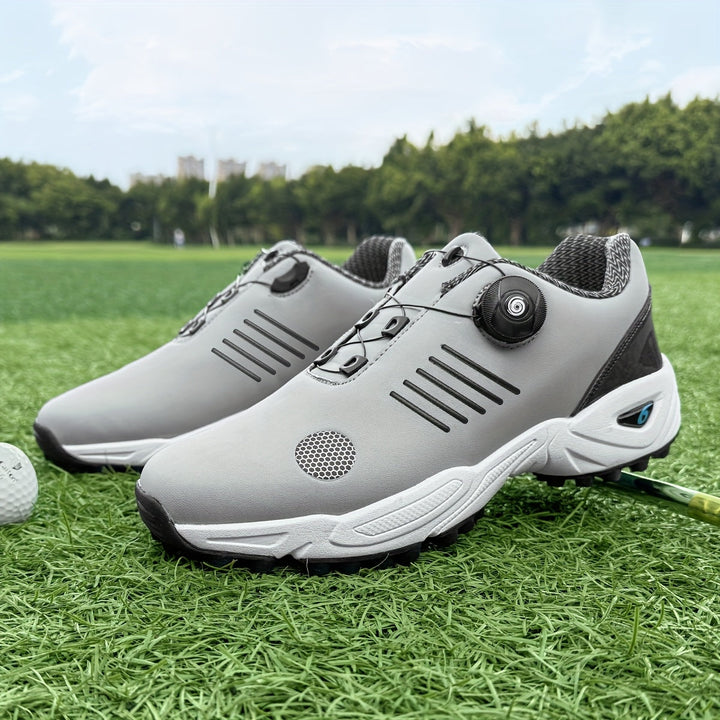 Waterafstotende heren golfschoenen met ademend vermogen en maximale grip.