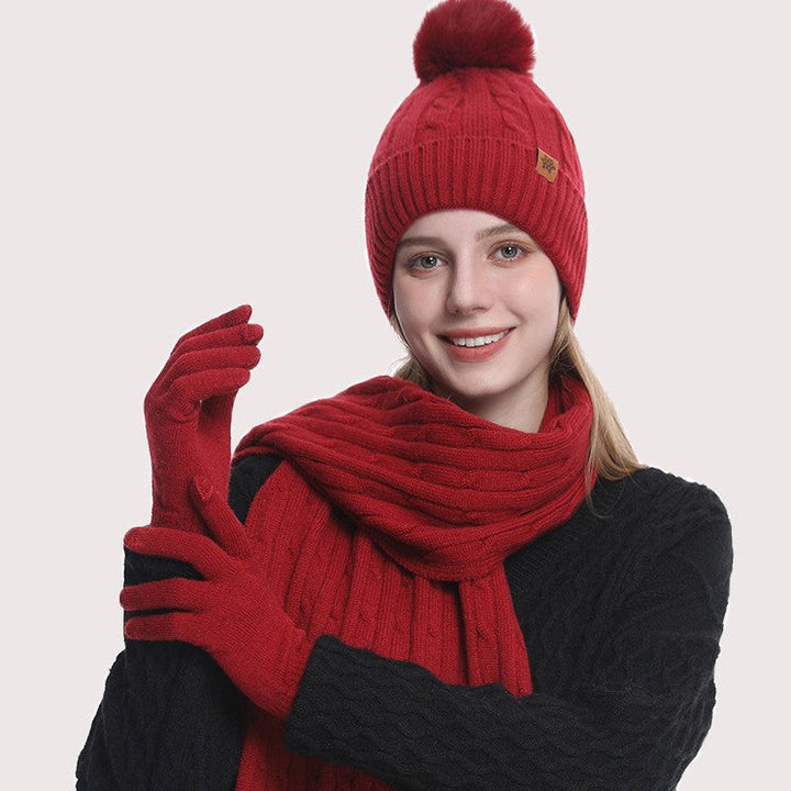 Dames warme winterset: gebreide muts, sjaal & handschoenen. Comfortabel en stijlvol voor outdoor activiteiten.