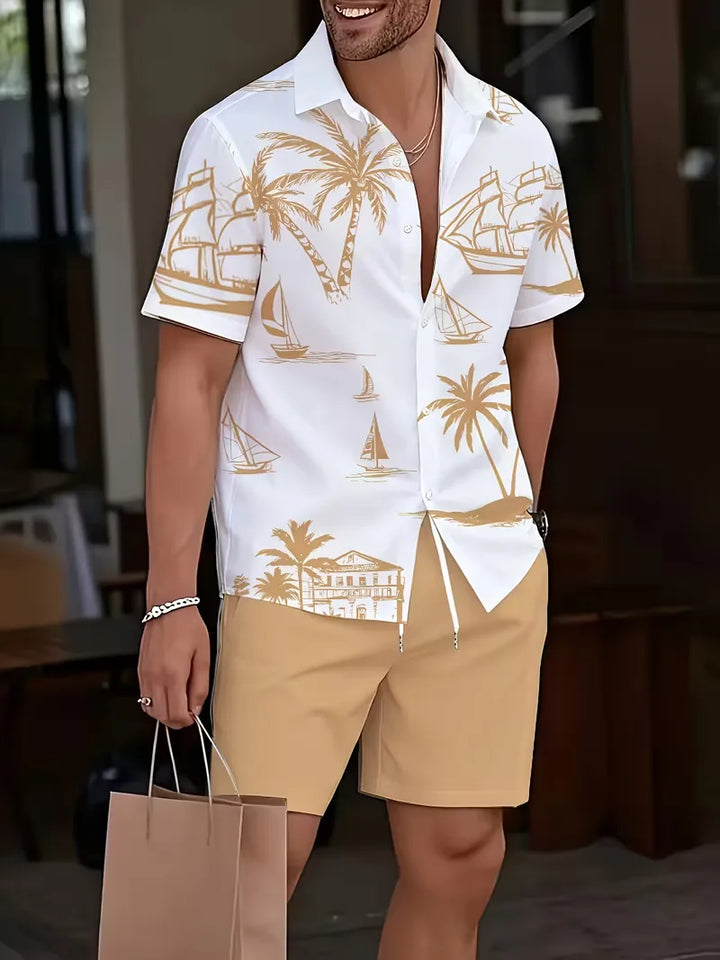 Casual heren zomer set met tropische print, perfect voor strand of vakantie, inclusief licht shirt & shorts.