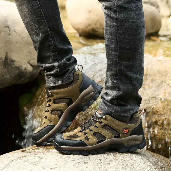 Unisex TerraElite bergschoenen voor heren en dames, comfortabel en stijlvol, ideaal voor elk outdoor avontuur en hiking.