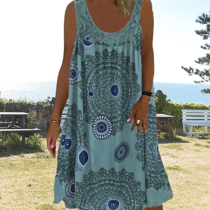 Vrolijke, luchtige mouwloze damesjurk Miranda, perfect voor een comfortabele zomerse look.