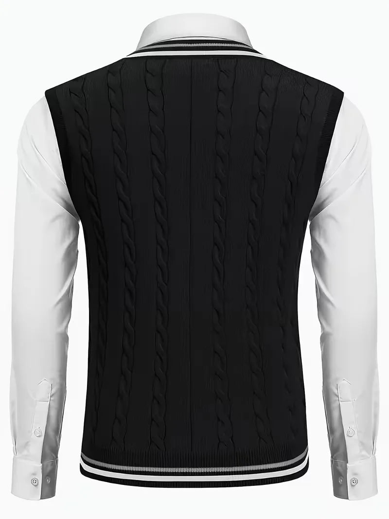 Herenkleding basic: mouwloos vest met V-hals en elegant kabelpatroon, gemakkelijk te stylen.