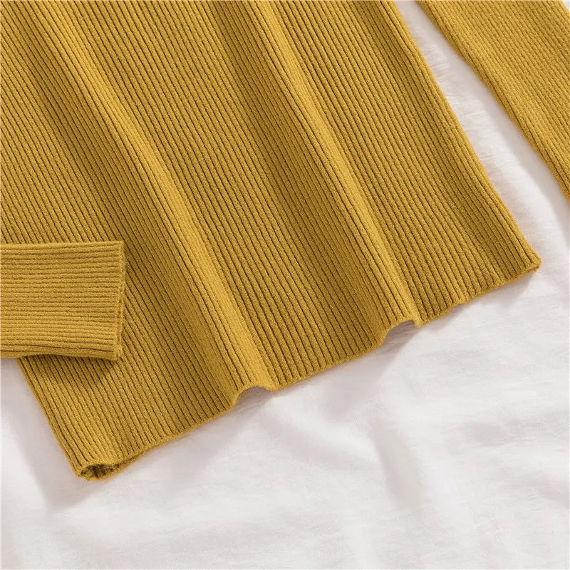 Effen lange mouwen coltrui voor dames. Gebreid en stijlvol, perfect voor winter.