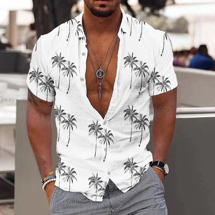 Wit linnen herenoverhemd met korte mouwen. Ademend en losvallend, perfect voor casual zomerse herenmode. Stijlvol comfort.