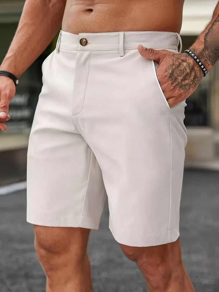 Beige heren chino shorts, regular fit, ideaal voor casual zomerse dagen en herenkleding.