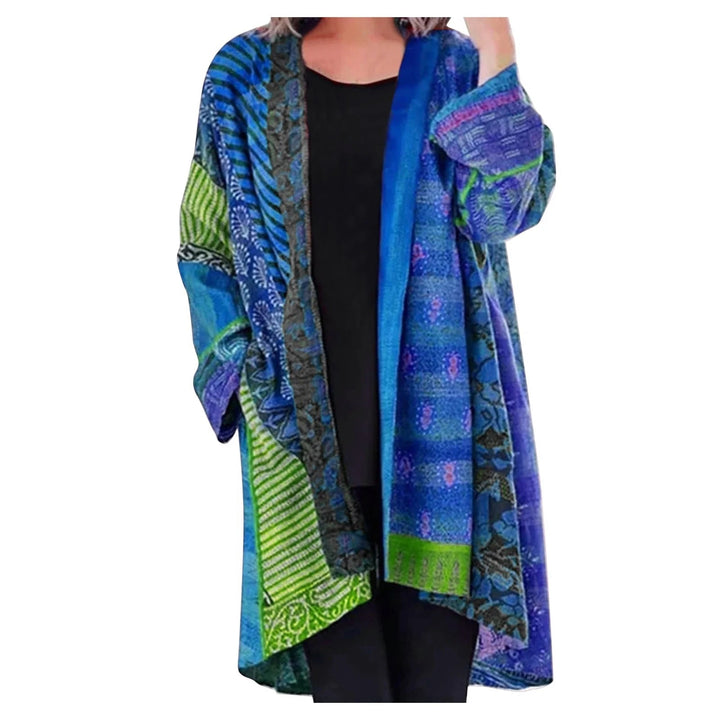 Dames oversized vest met uniek patchwork design en lange mouwen, comfortabel en trendy voor casual look.