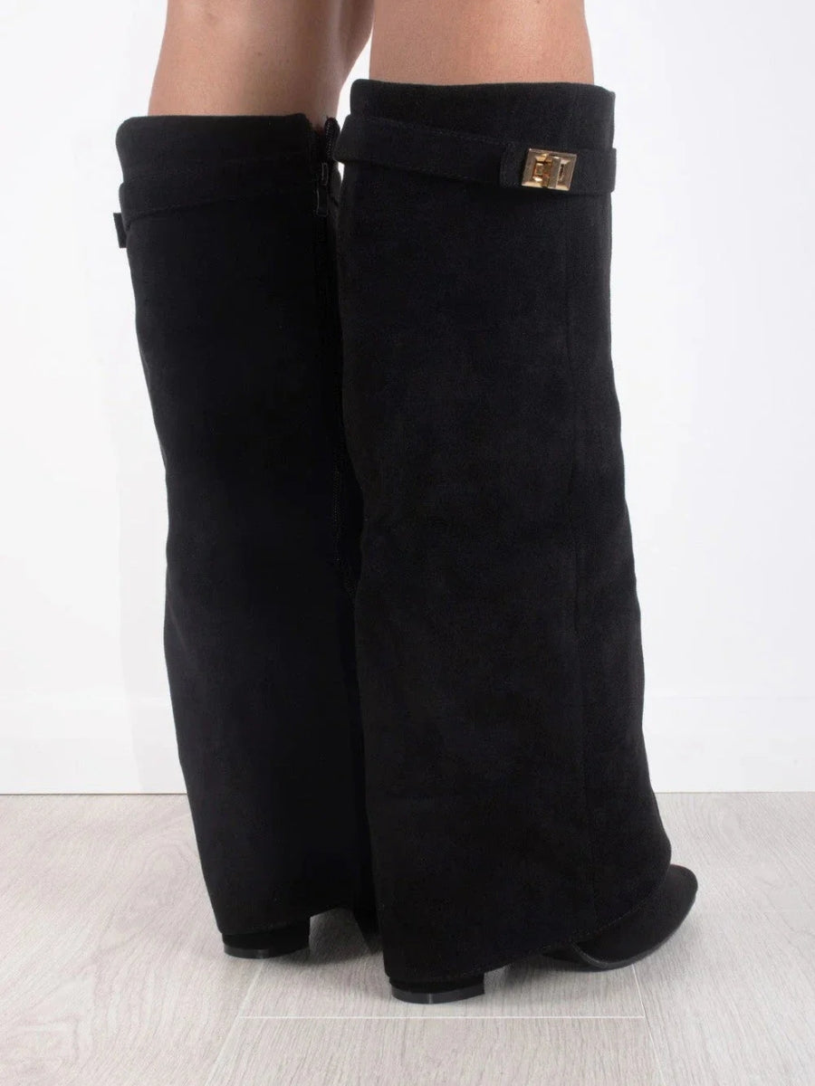 Bruine hoge dameslaarzen, stijlvol en comfortabel. Elegante schacht, ideaal voor een modieuze look.